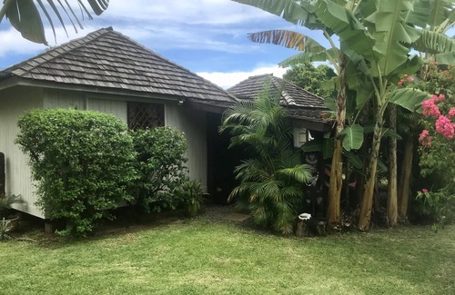 Maharepa House | Junior Suite, garden side, 1 bedroom, kitchen, bathroom, lagoon