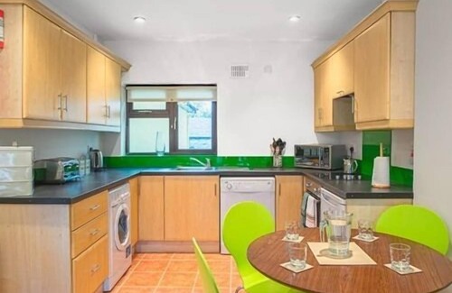 Clondra Apartment | Junior Suite-Private Bathroom