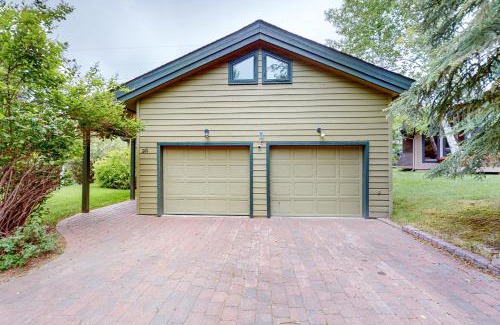Twin Creeks House | Juniper Haven Retreat