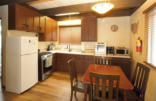Big Bear House | Juniper's Cottage - Hot Tub, Fireplace, Fenced Yard, Pet Friendly