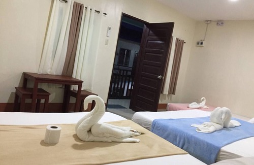 Tawala Bed & Breakfast | Junlyn Apartelle Single Room - Room good for 2nn