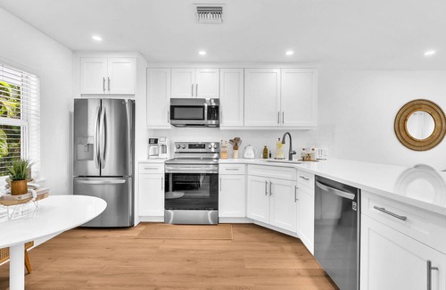 Juno Beach Condo | Juno Beach Landings Condo 4 | Steps to the Beach!