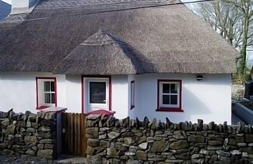 Dungarvan Cottage | Just 3 Miles From The Seaside Town Of Dungarvan on The South East Coast