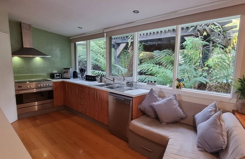 Marysville House | Just a short stroll to Marysville Township.