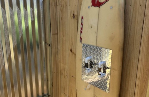 Green Field Villa | JUST BEACHY A Seaside Serenity Coastal Retreat Outdoor Shower FastWifi