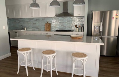 Dalyellup House | Just Beachy by Swan BnB Management