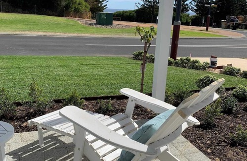 Dalyellup House | Just Beachy by Swan BnB Management