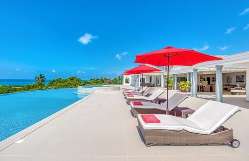 Plum Bay Villa | Just in Paradice a 3 bedroom hillside villa within a few minutes of the beach