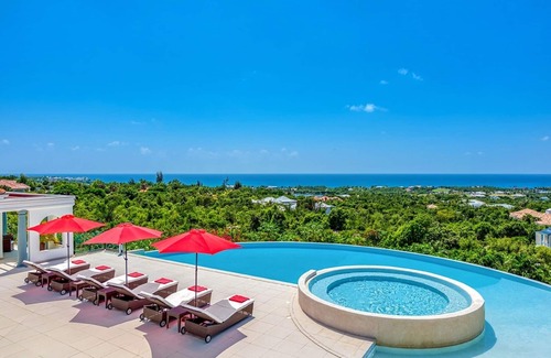 Plum Bay Villa | Just in Paradice a 3 bedroom hillside villa within a few minutes of the beach