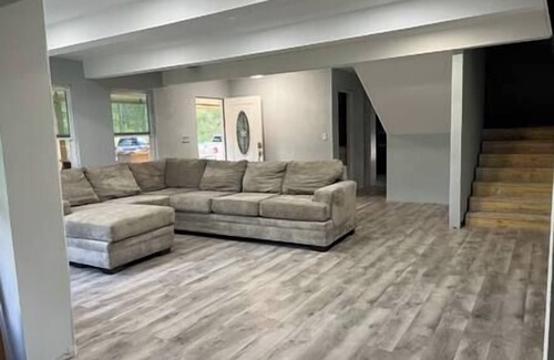Montgomery House | Just need a room? Shared common space, private bedroom. B