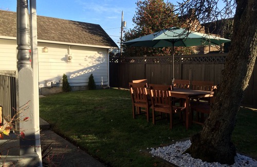 Central Tacoma House | Just off 6th Ave! Beautifully Renovated Home! Close to UPS.