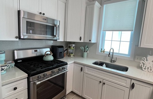 Cross Key Waterways House | Just open for Xmas’24 & New Year ‘25, 3-2 Waterfront Paradise Keys House.MM103