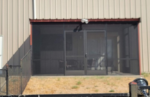 Del Valle Apartment | Just outside Austin. Near COTA, Tesla, Airport. MotoGP. Solar Eclipse 2024