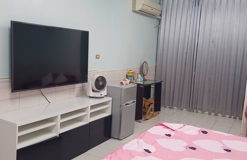 Xiaogang House | Just sleep Near airport