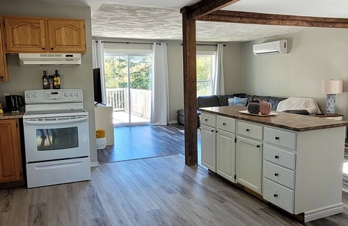 Canal House | just steps away from the Macquadavic River,minutes away from the bay of Fundy