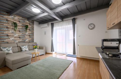 Demjen House | Kövirózsa Pihenőház