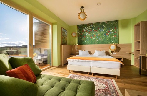 Glatzberg House | Künstler-doppelzimmer Inkl. Frühstück - Malerwinkl - Kunsthotel Wirtshaus & Vinothek