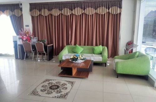 Kampung Permatang Tok Mamat Hotel | K GARDEN HOTEL (PB) SDN BHD