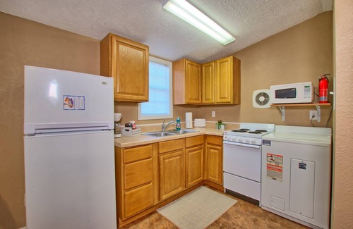 South Toledo Bend Cabin | K&M Lake Rentals Cabin #3