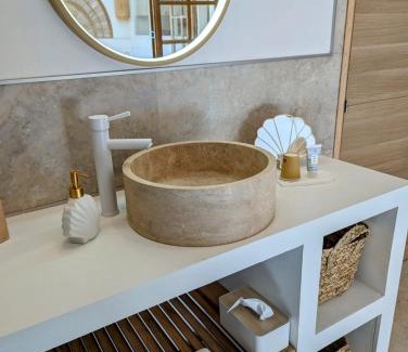 Groffliers House | Kabana