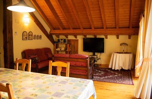 Uztarroz Apartment | Kabila Enea 2