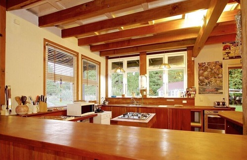 Rangataua Cabin | Kaha is a Large Warm Family Lodge