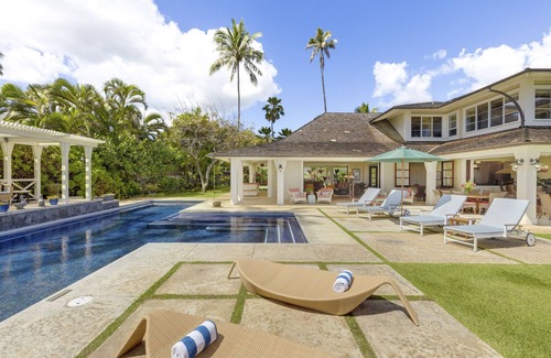 Kahala House | Kahala Beachside Estate: Luxury Estate w/Pool, Jacuzzi, AC & Spacious Yard