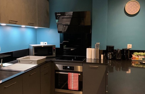 Faaa Apartment | Kaili Ocean view Luxury 2BR AC throughout Fiber Wifi & Pool close City & Airport