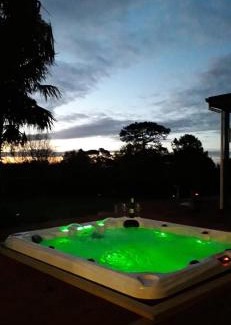 Te Poi House | Kaimai Sunset Bed & Breakfast