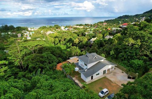 Anse aux Pins Cabin | Kaktus Villa