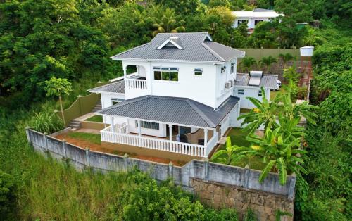 Anse aux Pins Cabin | Kaktus Villa