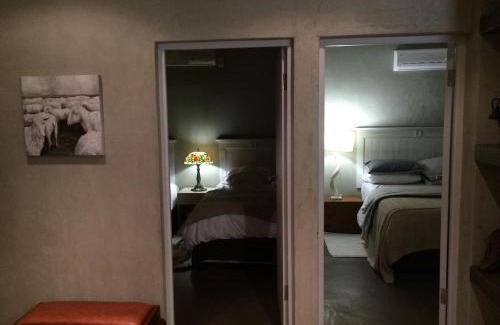 Khara Hais House | Kalahari Cottage