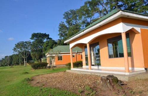 Kalangala Hotel | Kalangala Pearl Resort Beach