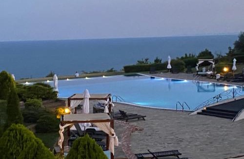 Kavarna Apartment | Kaliakria Infinity Pool Apartment