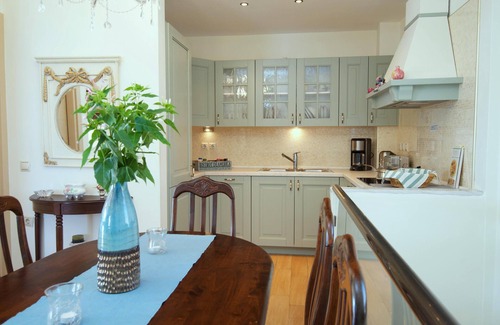Karavomylos Apartment | KALLISTI beachfront/lavish decoration/15 steps to water/superb sea view/115m2