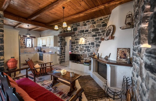 Pefki Apartment | Kalo Nero Apts Superb Sea view/Family-Friendly (P)