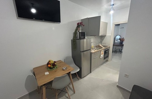 Paralia Ofryniou Apartment | Kalofas Apartments