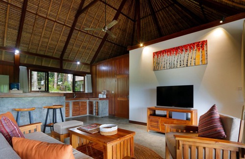 Melayang Villa | KALOI