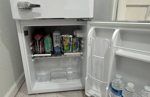 Kansas City Apartment | Kamachani Luxury Studio Pet-Friendly!