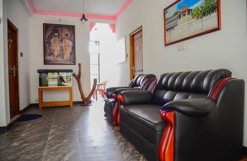 Tennekumbura House | Kandy Blue Luxury Guesthouse