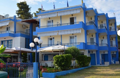 Kassandra Apartment | Kangaroo Hotel