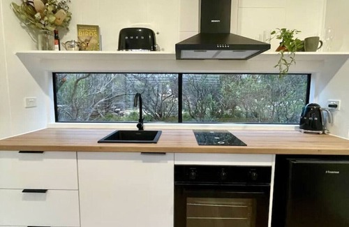 Island Beach House | Kangaroo Island Seaside Nature Retreat ‘Melaleuca’