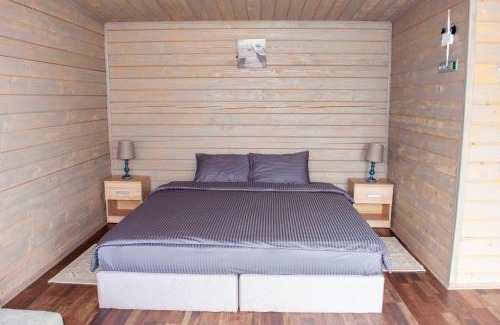 Moshny Apartment | Kaniv Fish Club