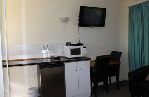 Kaniva Hotel | Kaniva Midway Motel