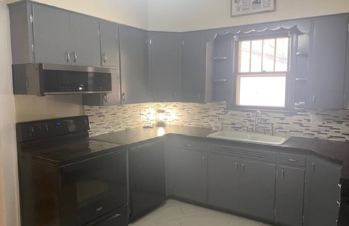 McPherson House | Kansas Street Bungalow!