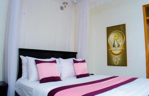 Jinja Hotel | Kanye Bridge Hotel Jinja