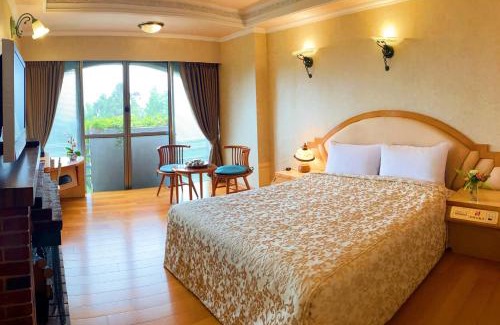 Zhongzheng Hotel | Kao Feng Hotel