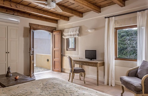 Kapsaliana Hotel | Kapsaliana Village Hotel