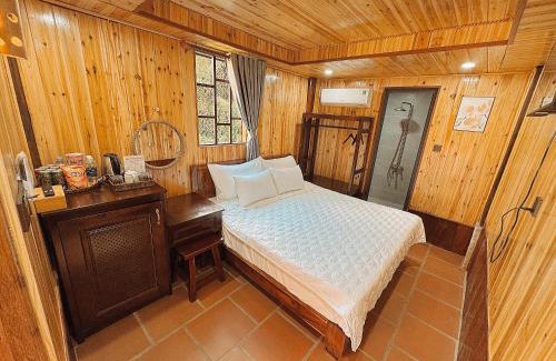 Binh Thuy Hotel | Kara Homestay & Cafe