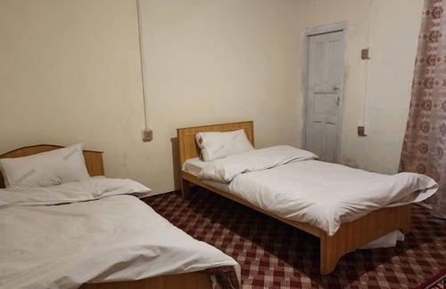 Gulmit House | Karakorum Family Guest House Hunza
